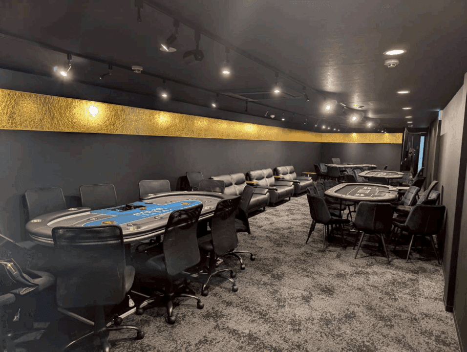 HIGHLAND POKER & SHISHA KYOTOの店内